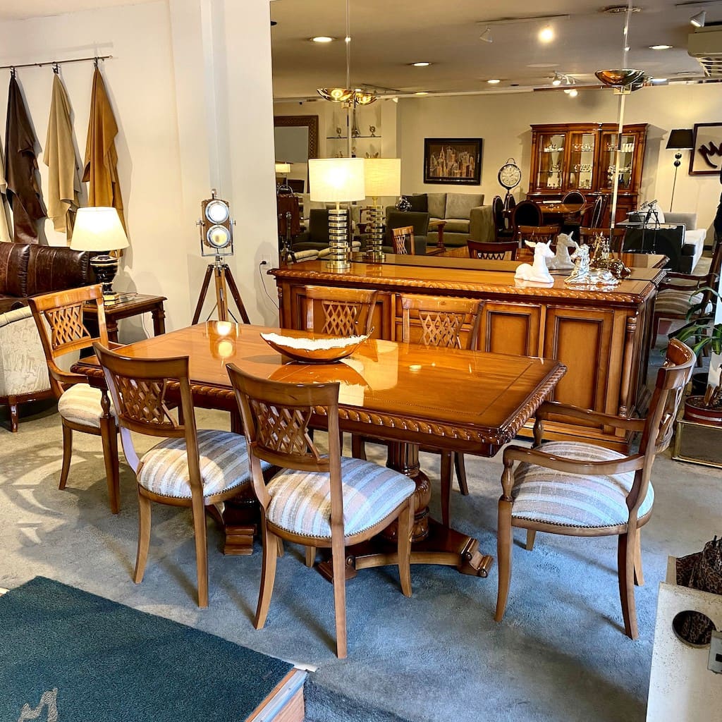 Comedor gales festoneado