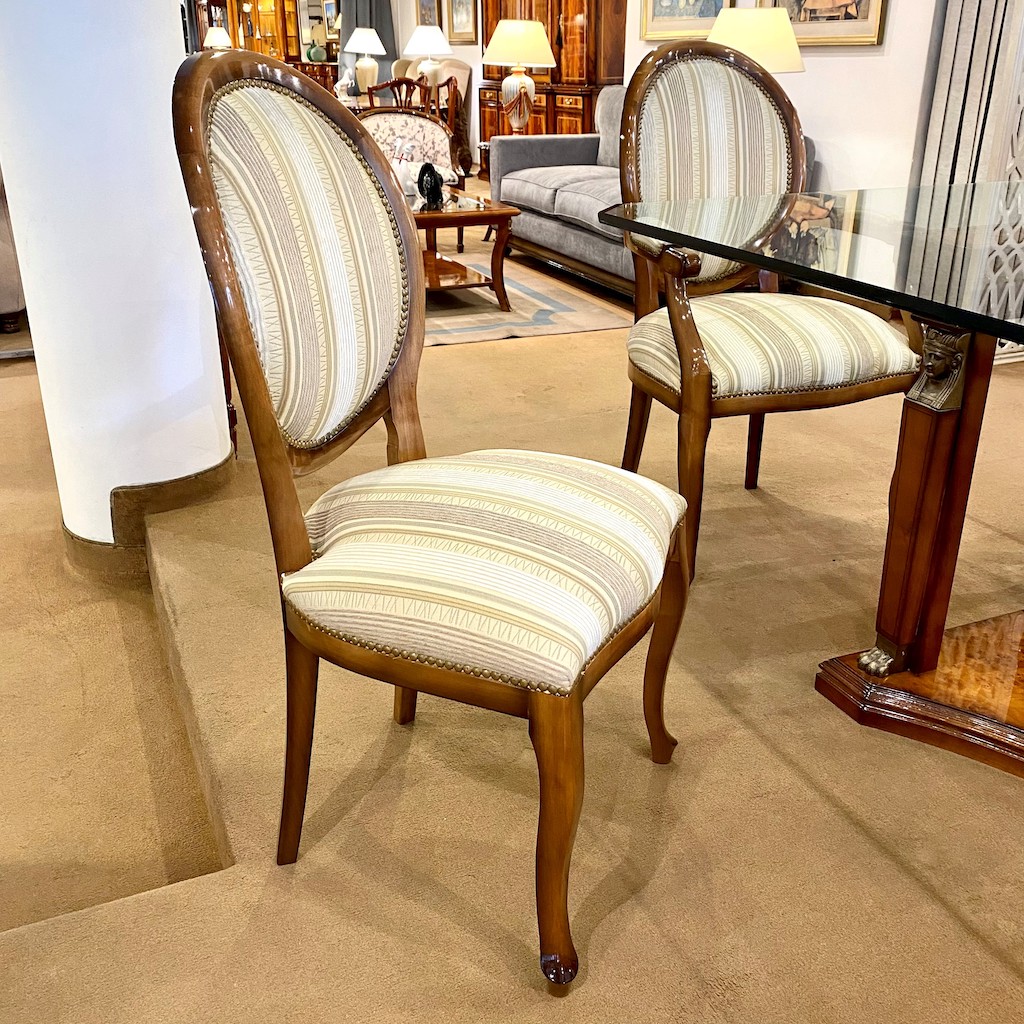 Silla Ovalo reina ana